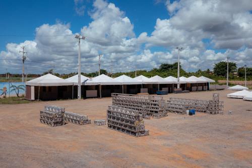Montagem da estrutura do Festival de Arembepe 2024 já está acontecendo