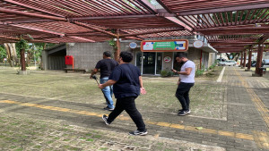 Horto Florestal Linaldo da Silva sedia Hamburgada do Bem