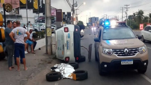 Homem que dirigia carro da Prefeitura de Salvador morre em acidente