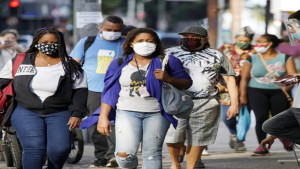 Brasil registra 8,8 mil novos casos de Covid-19 e 57 óbitos pela doença em 24 horas