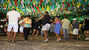 ESQUENTA SÃO JOÃO: Prefeitura de Mata de São João promove shows para aquecer os festejos juninos na cidade