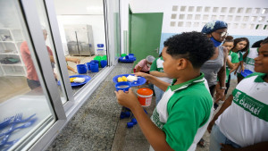 Café da manhã é oferecido em 100% das escolas da rede pública municipal