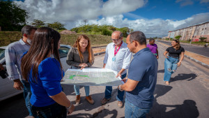 Prefeito visita obras do novo sistema viário nas imediações do Ponto Certo