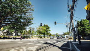 Instalação dos conjuntos semáforos inteligentes avançam na cidade