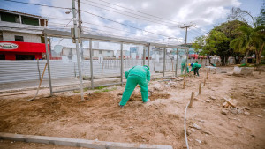 Requalificação da Praça da Gleba E chega a 65% de conclusão