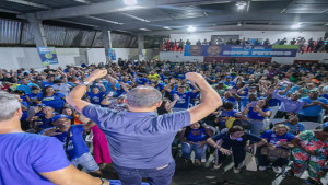 Elinaldo e Flávio pedem esforço de lideranças e militância para combater “mentiras” do adversário petista