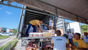 Prefeitura inicia distribuição da Cesta de Páscoa com entrega na costa