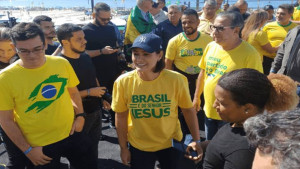 Michelle Bolsonaro diz que ato em Copacabana não é ‘por um homem ou uma mulher, mas pelo reino de Deus’