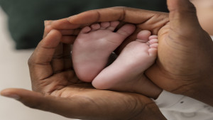 Junho Lilás  Apae Salvador registra marca de 4 milhões de testes do pezinho na Bahia