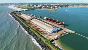 Porto de Ilhéus avança na obra de dragagem de aprofundamento com investimento de R$ 81 milhões do Novo PAC