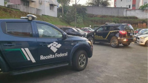 Mandados são cumpridos em operação da Receita contra fraudes no Imposto de Renda