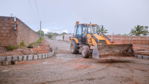 Preparação para pavimentação asfáltica no Parque Real Serra Verde está a todo vapor