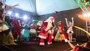 Chegada no Papai Noel marca início do Natal no Boulevard Shopping Camaçari