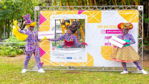 Fora de Rota encerra 2024 com edição de Natal avenida Centenário