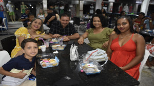 Shopping Riviera celebra 27 anos com confraternização especial