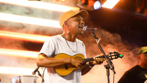 Artistas locais e regionais fazem alegria do público na Lavagem de Monte Gordo em duas noites de show