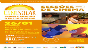 Furgão do CineSolar estaciona em Imbassaí com sessões de cinema movido a energia solar, pipoca e atrações de graça para todos