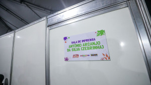 Festival de Arembepe valoriza imprensa com espaço em homenagem ao radialista Zebrinha