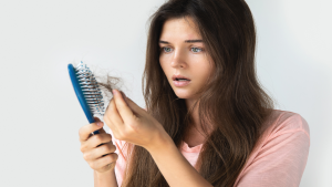 Medicamentos para emagrecer podem causar queda de cabelo, alerta