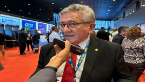 ”Fortalecer o municipalismo significa trabalhar por uma reforma tributária justa”, destaca Caetano