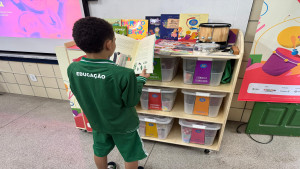 Projeto Baú das Artes leva ensino lúdico a mais de 1.600 alunos de cinco escolas municipais em Camaçari