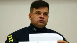 Ex-diretor da PRF, Silvinei Vasques é preso em aeroporto no Paraguai