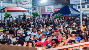 Diversidade musical marca primeira noite da Lavagem de Barra do Pojuca; programação segue neste domingo e segunda