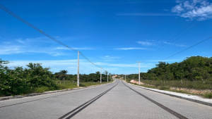 Cidade Santa, em Dias D'Ávila, recebe nova pavimentação
