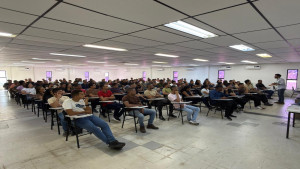 BYD recebe 400 novos profissionais e se aproxima de 4 mil empregos diretos para brasileiros no complexo industrial de Camaçari