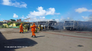 Após incêndio, Prefeitura de Lauro de Freitas garante transporte escolar sem prejuízo aos estudantes