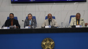 Câmara de Camaçari aprova projetos sobre periculosidade e reajuste salarial dos servidores municipais