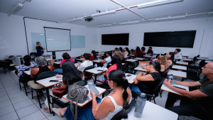 Lauro de Freitas capacita profissionais para fortalecer diagnóstico e tratamento de Hanseníase e Esporotricose