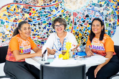 Equipamentos de cultura voltam às aulas e levam arte para moradores da sede e orla
