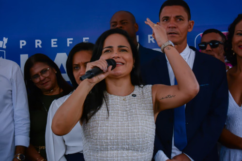 Especial Lauro 64 Anos: Prefeita Débora Regis inaugura praça João Isidório em celebração ao aniversário da cidade