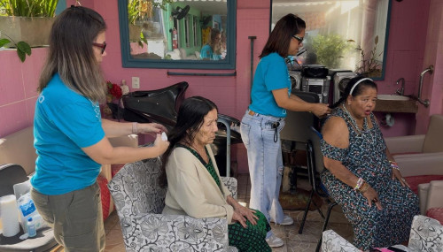 Voluntários da Braskem promovem gincana solidária em benefício de abrigo de idosos em Salvador