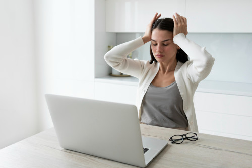 Setembro Amarelo: fibromialgia pode impactar na saúde mental de pacientes